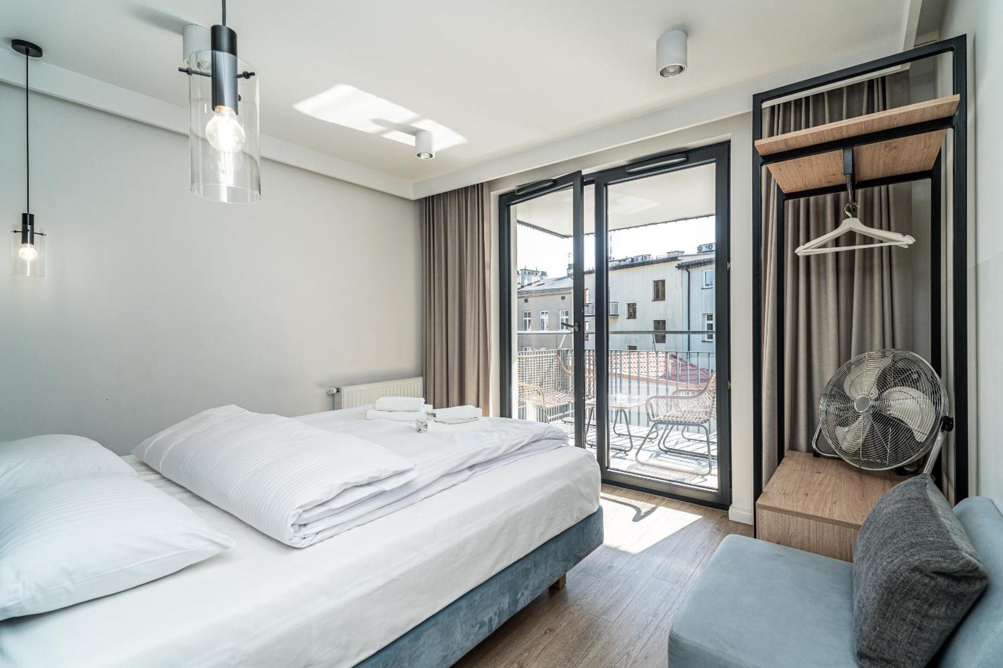 Rentplanet - Apartament Debniki Cracovia Exterior foto